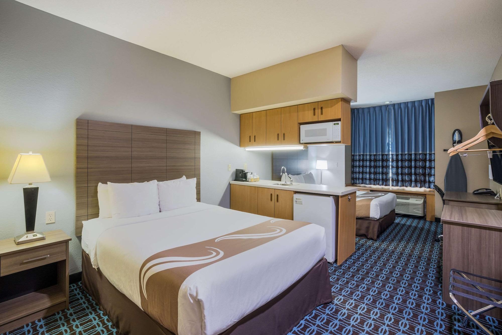 Sonesta Essential Hotel בלו ספרינגס מראה חיצוני תמונה