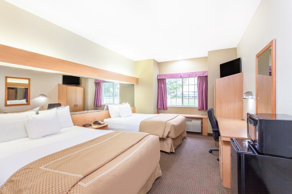 Sonesta Essential Hotel בלו ספרינגס מראה חיצוני תמונה