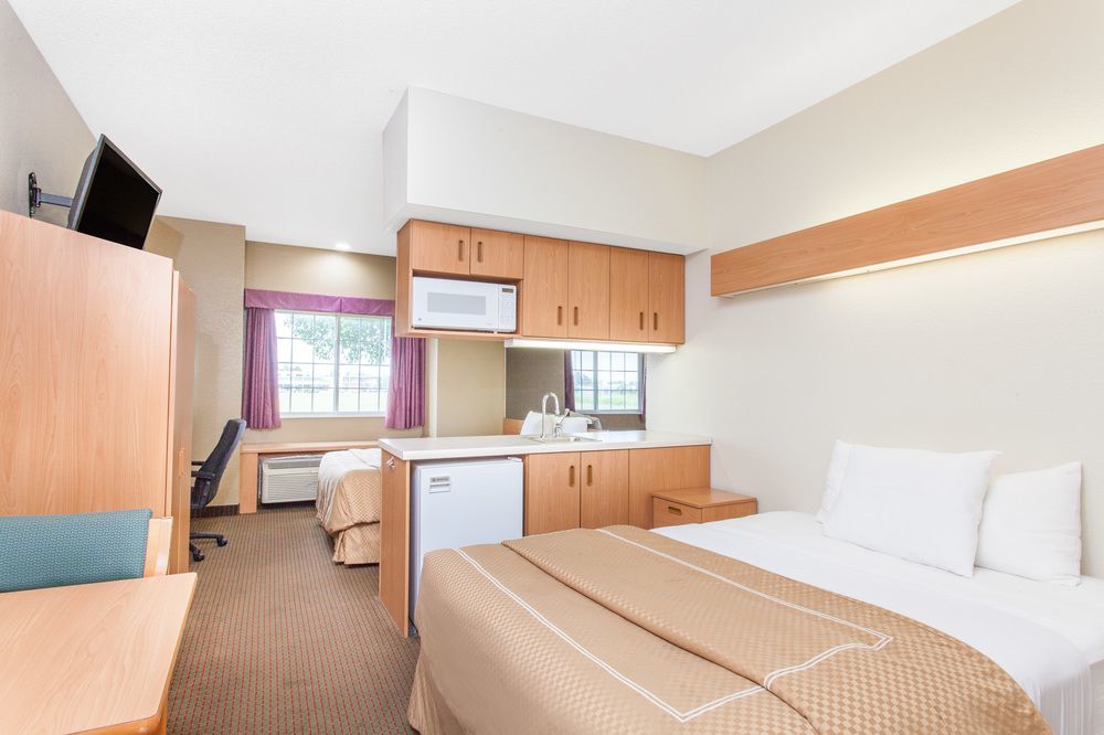 Sonesta Essential Hotel בלו ספרינגס מראה חיצוני תמונה