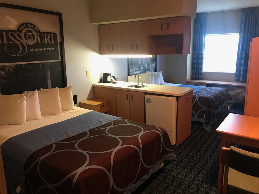 Sonesta Essential Hotel בלו ספרינגס מראה חיצוני תמונה